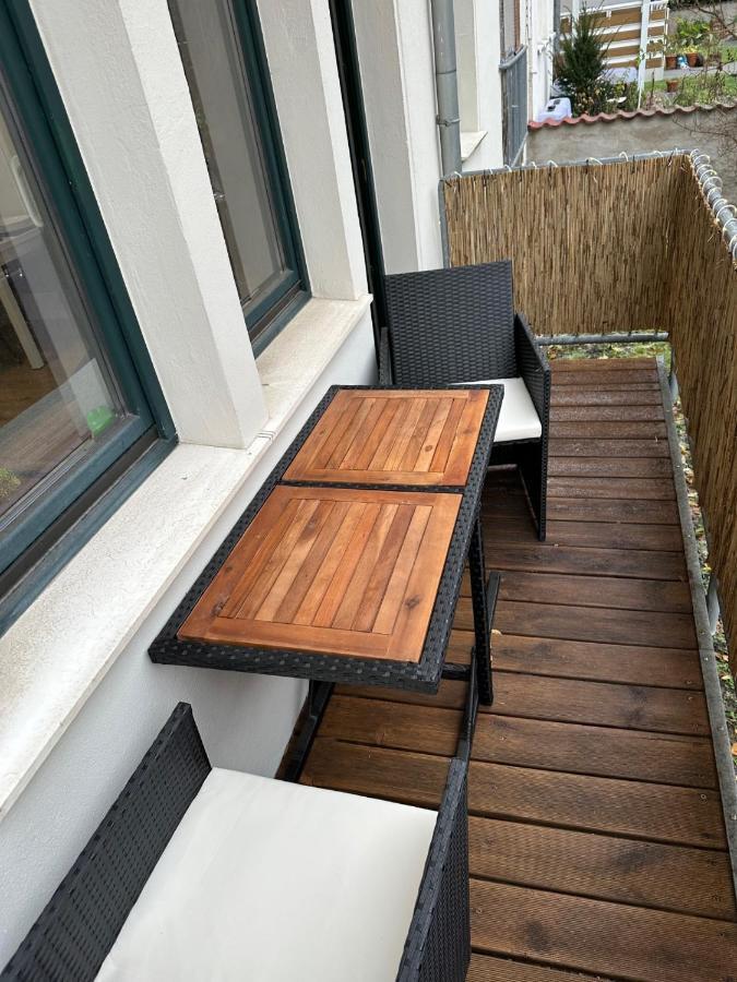 Lorenz Mit Kostenlosem Parkplatz Netflix Boxspringbett Kueche * Magdeburgo