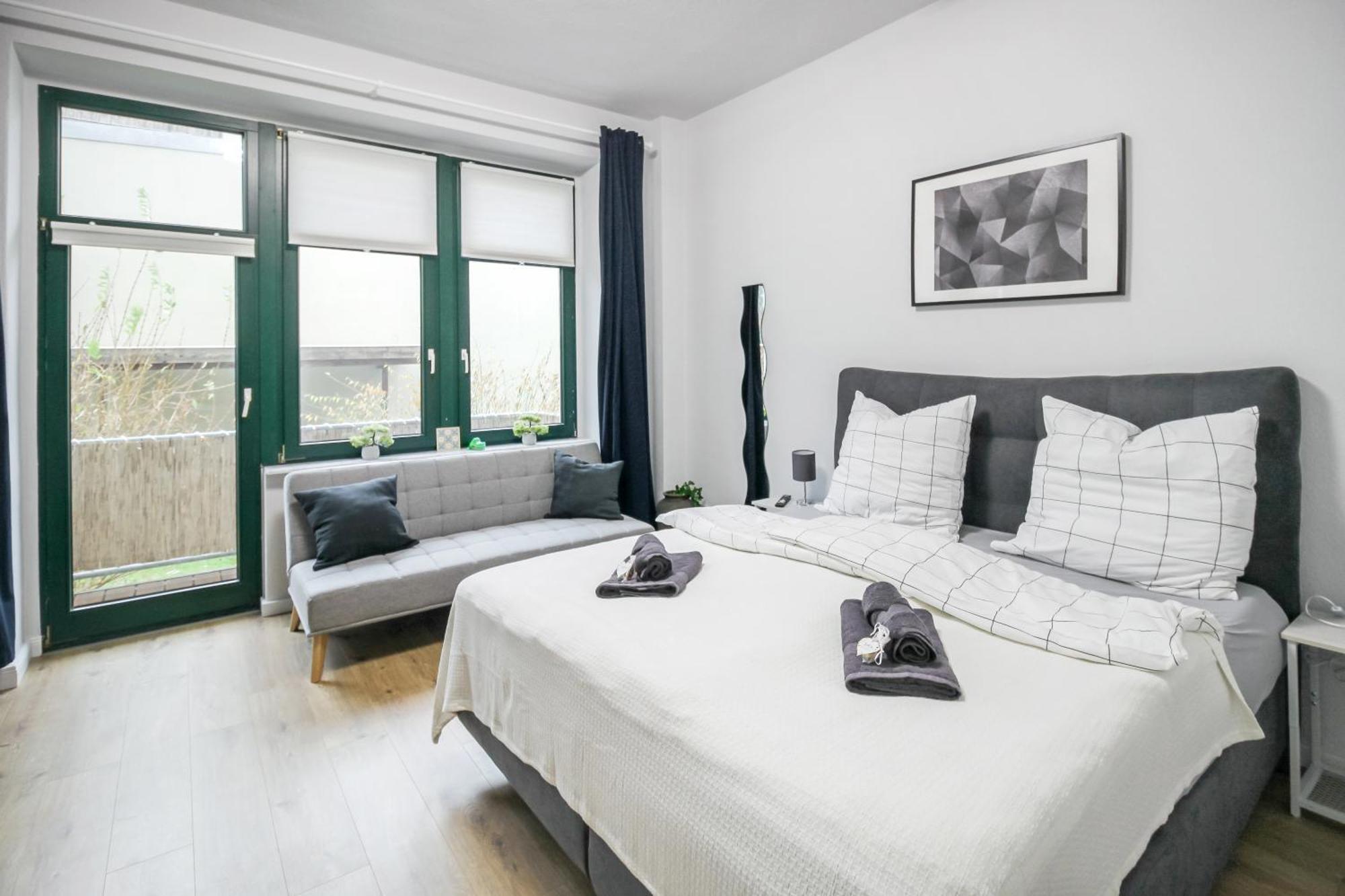Lorenz Mit Kostenlosem Parkplatz Netflix Boxspringbett Kueche * Magdeburg